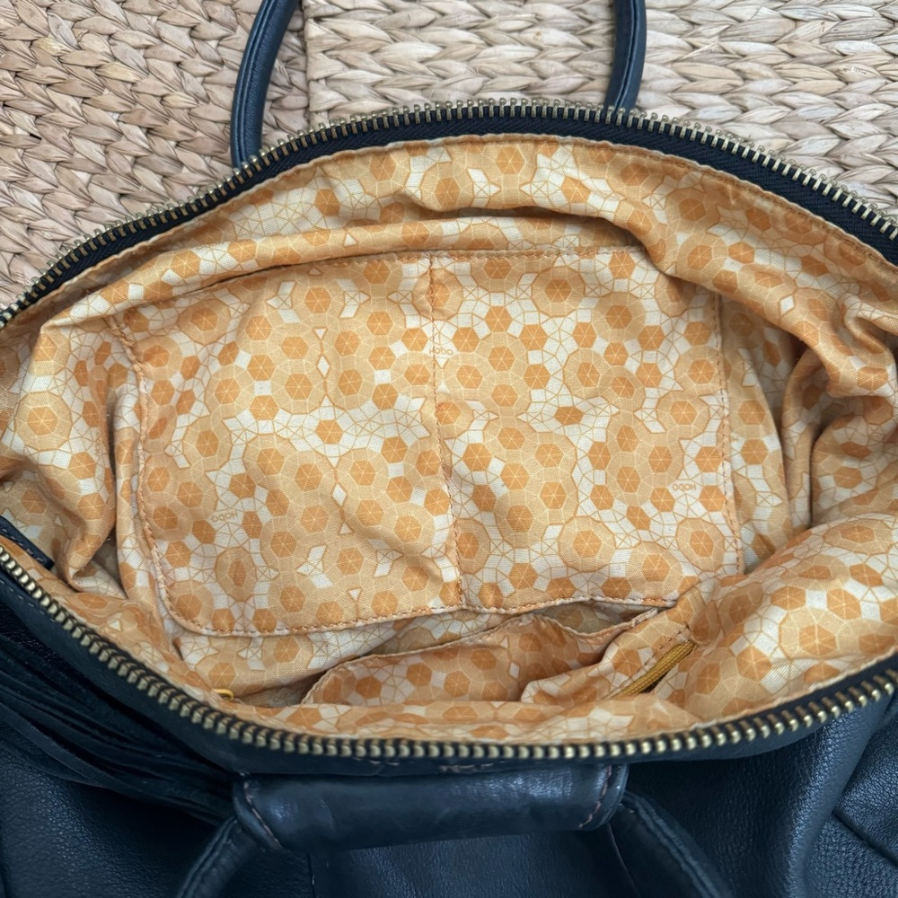 HOBO Sheila Large Satchel - Picture 7 of 10